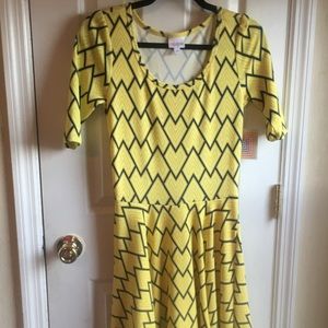 NWT adorable LuLaRoe Nicole dress small